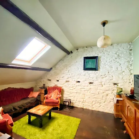 Maison Maissin Ferienhaus *